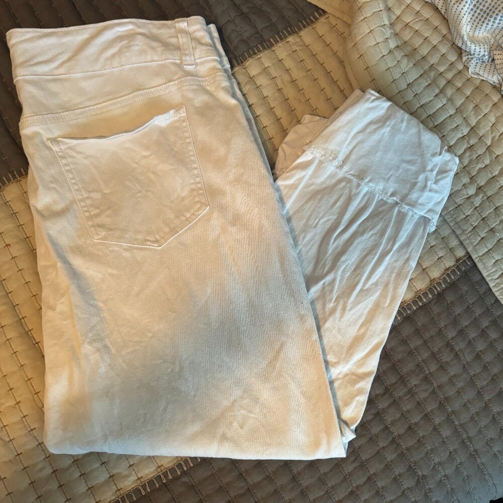 Style & Co  white capris 16